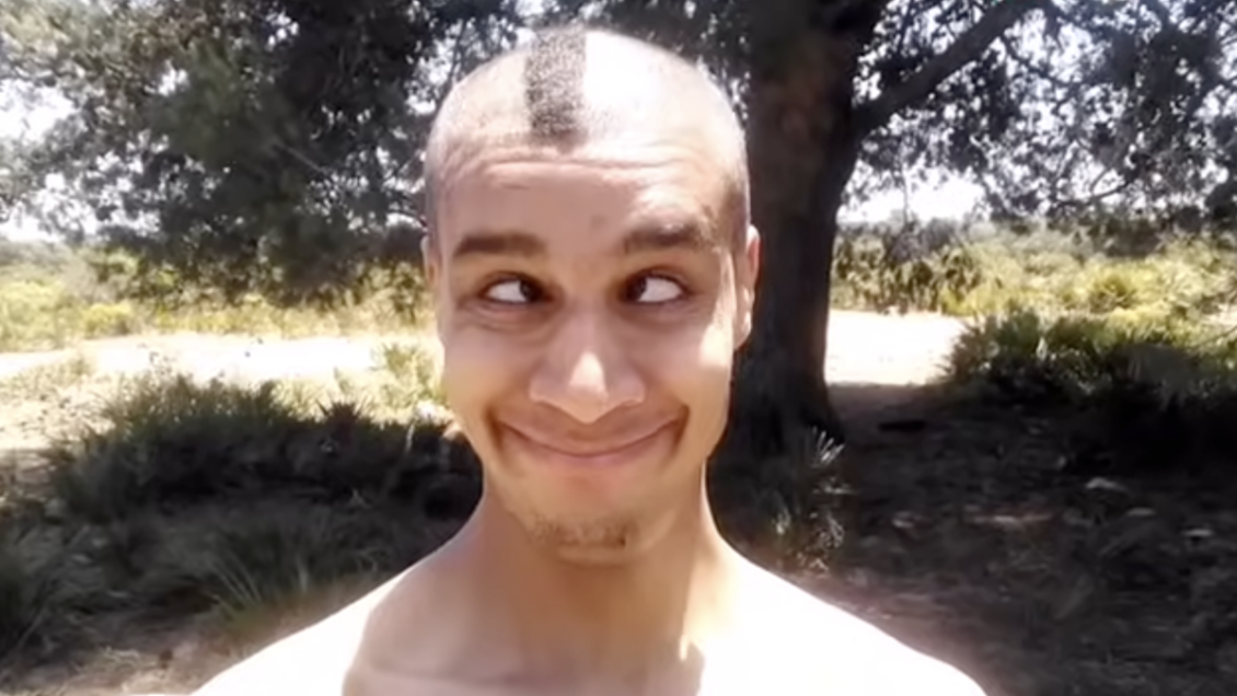 Youtuber fue condenado a ocho meses de cárcel por cocinar y comerse a un perro