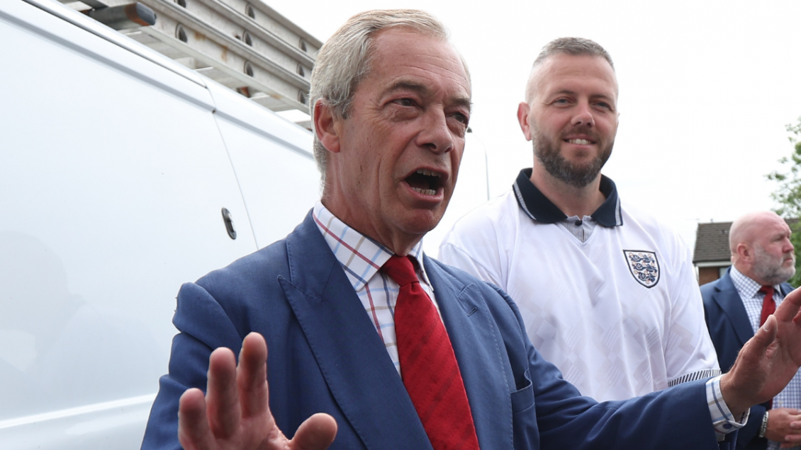 En medio de escándalo, Farage dimite como diputado para revalidar apoyo ciudadano en próxima elección