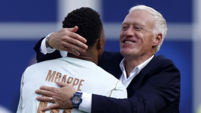 Deschamps: Mbappé is an exemplary captain, not a dictator