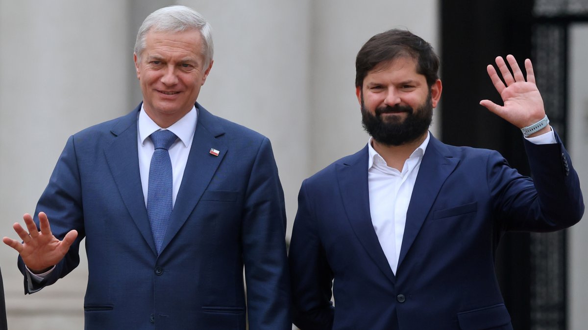 Boric y Kast sellan tregua institucional en conmemoración del Bicentenario de la Presidencia