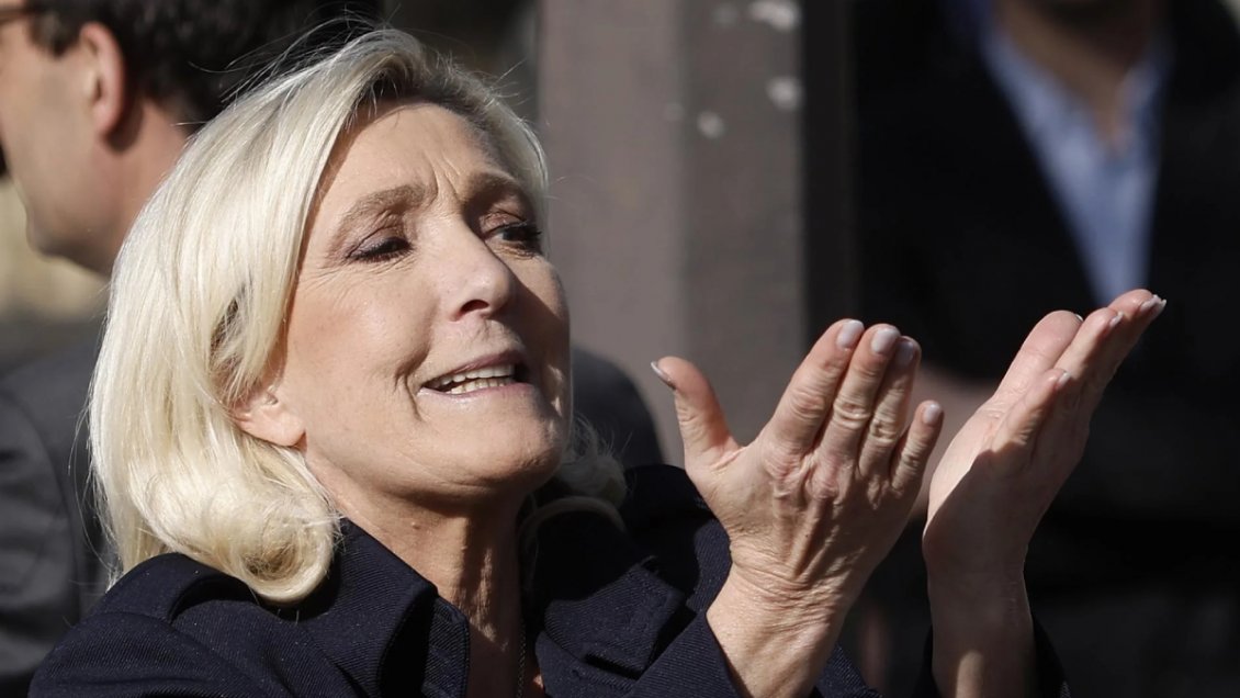 Pese a su condena por corrupción, Marine Le Pen vencería a todos sus rivales en segunda vuelta