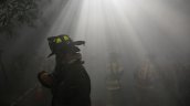 Incendio en Colina destruyó al menos cuatro casas: Hay personas desaparecidas
