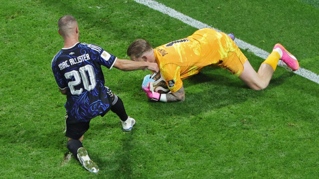 Argentina Exploited England's Goalkeeper's Penalty Notes in World Cup Semifinal
