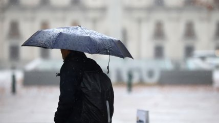 Tras decaimiento de lluvia, nuevo sistema frontal llegará el domingo a Santiago
