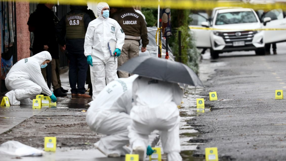 Lo Espejo: Tiroteo dejó al menos dos carabineros heridos