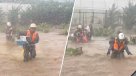 Carabineros rescató en helicóptero a cuatro personas y 10 perritos aislados en Ovalle