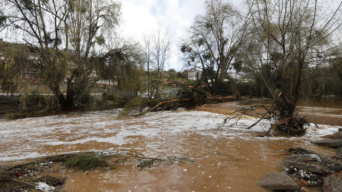 Temporal y marejadas provocan graves daños y aislamiento en comunas de Chile
