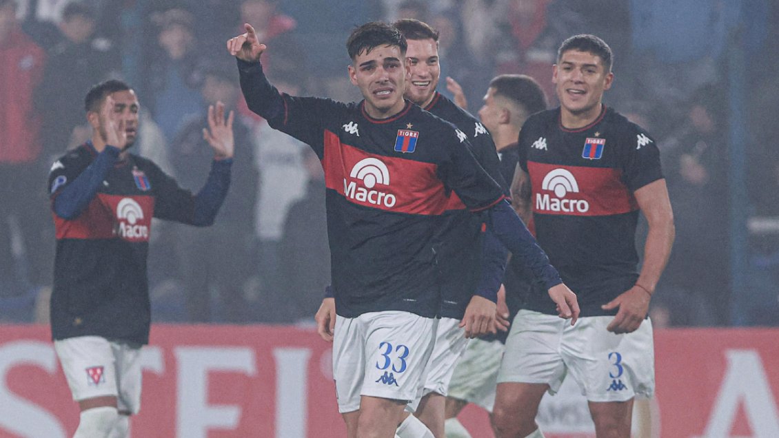 Jugadores de Tigre exhibieron mensaje 