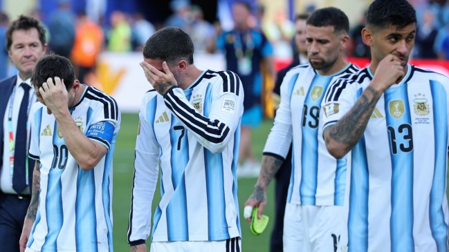 Argentine fans petition to replay World Cup final over refereeing complaints