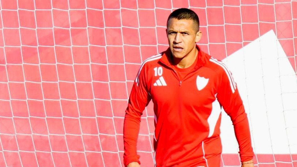 La U mantiene contactos con Alexis Sánchez y revelan su condición para un eventual fichaje