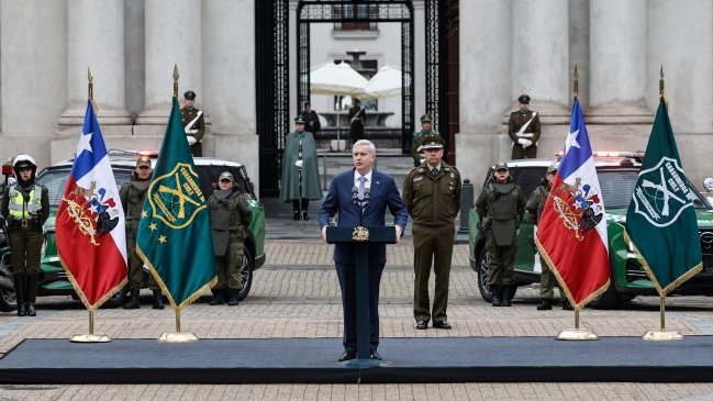 Chilean government proposes pay raises and equipment upgrades for national police