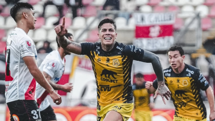   San Luis doblegó como visita a Curicó y se acercó a los líderes del Ascenso 