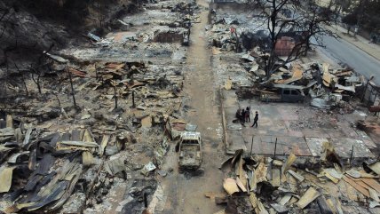 Megaincendio de Valparaíso: Formalizan a dos exfuncionarios de Conaf por tardías alertas SAE