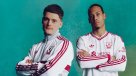 Liverpool presentó su camiseta alternativa con un modelo retro