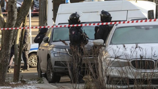 At Least Three Dead in Moscow Restaurant Bomb Attack