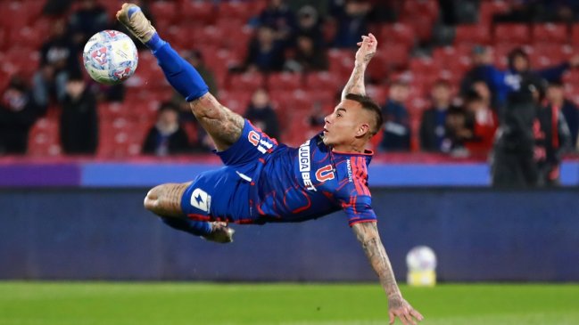   [VIDEO] Eduardo Vargas rompió la resistencia de Huachipato con una acrobacia 