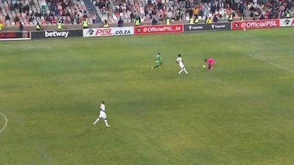   El blooper del fin de semana: Arquero erró exageradamente y tomó la pelota muy lejos del área 