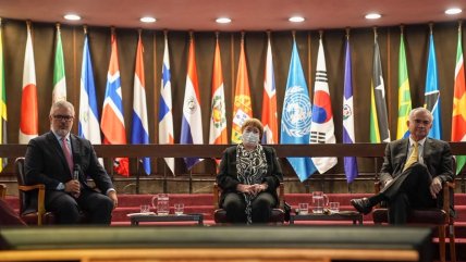 Carrera ONU: Bachelet participó junto a excancilleres en foro Cepal sobre geopolítica