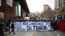 Estudiantes secundarios marcharon por la Alameda