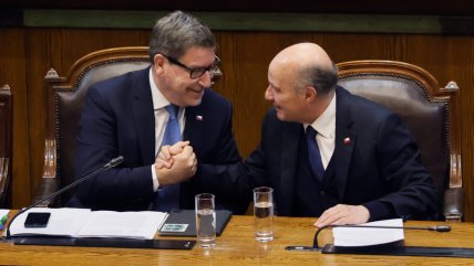 Ministro Mas y aprobación de la megarreforma: La oposición no cree en el crecimiento