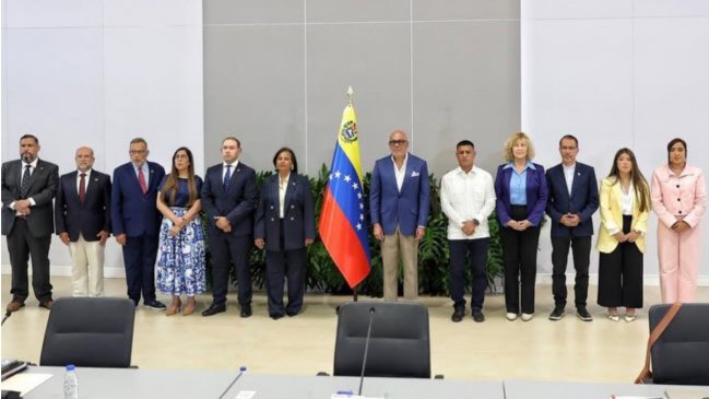 Chavismo y grupo opositor iniciaron mesa de diálogo impulsada por EE.UU.
