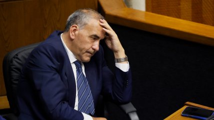 Senador Fidel Espinoza protagonizó procedimiento por violencia intrafamiliar