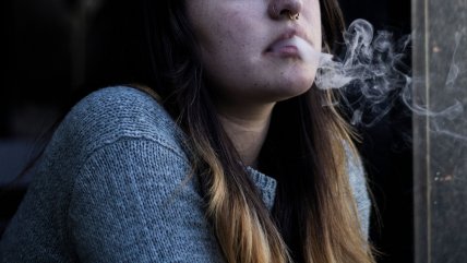   Experta pide mejorar regulación de vapeadores: La industria busca crear adictos de por vida 