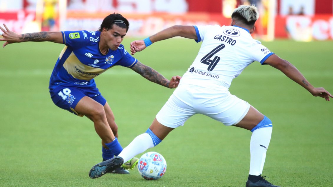 Tres clubes chilenos figuran en ranking mundial de equipos con futbolistas de menor estatura