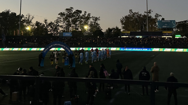 "Hackeo" a la iluminación del estadio llevó a suspender partido Montevideo City Torque vs. Peñarol