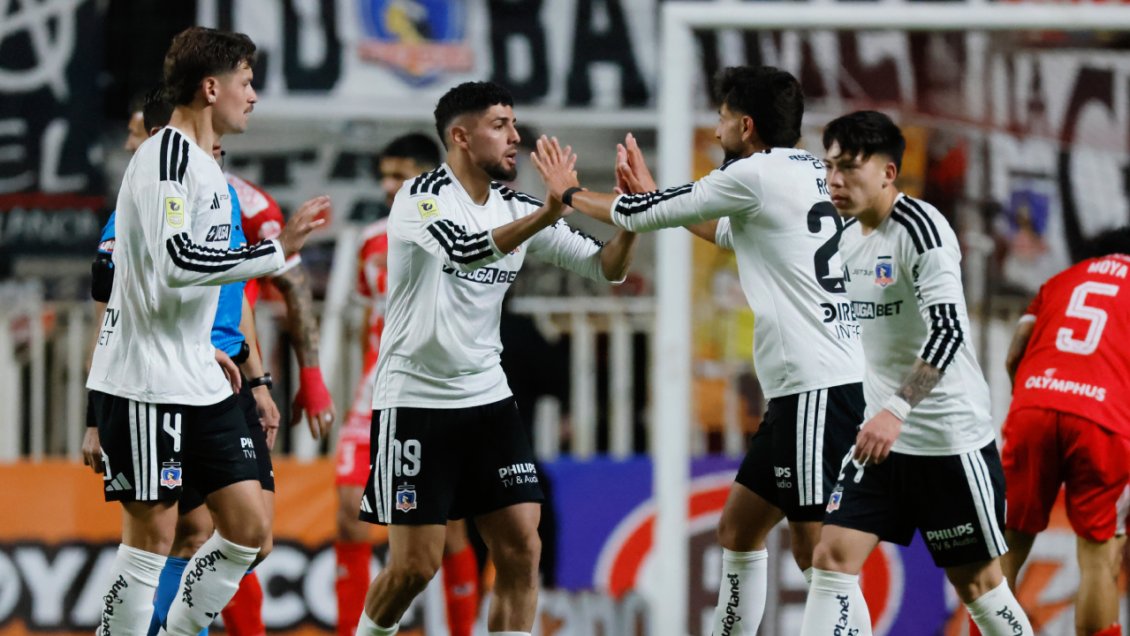 [VIDEO] Villagra levantó el centro y Romero de primera lo empató para Colo Colo ante La Calera