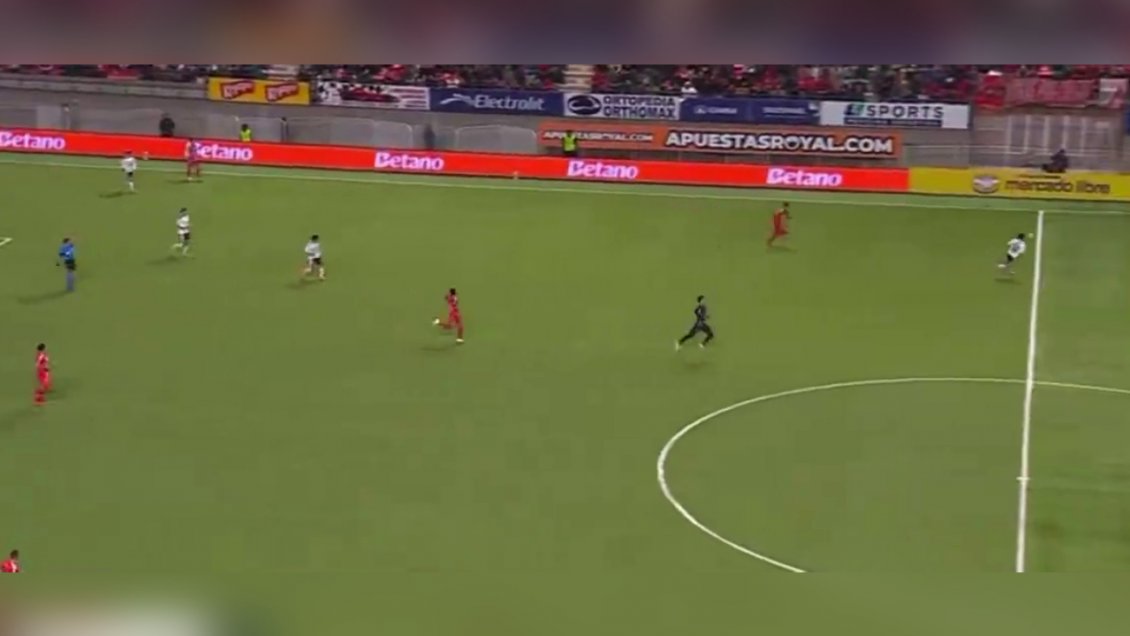 [VIDEO] Polémica: Cabero terminó el partido y cortó una opción de gol para Colo Colo ante La Calera