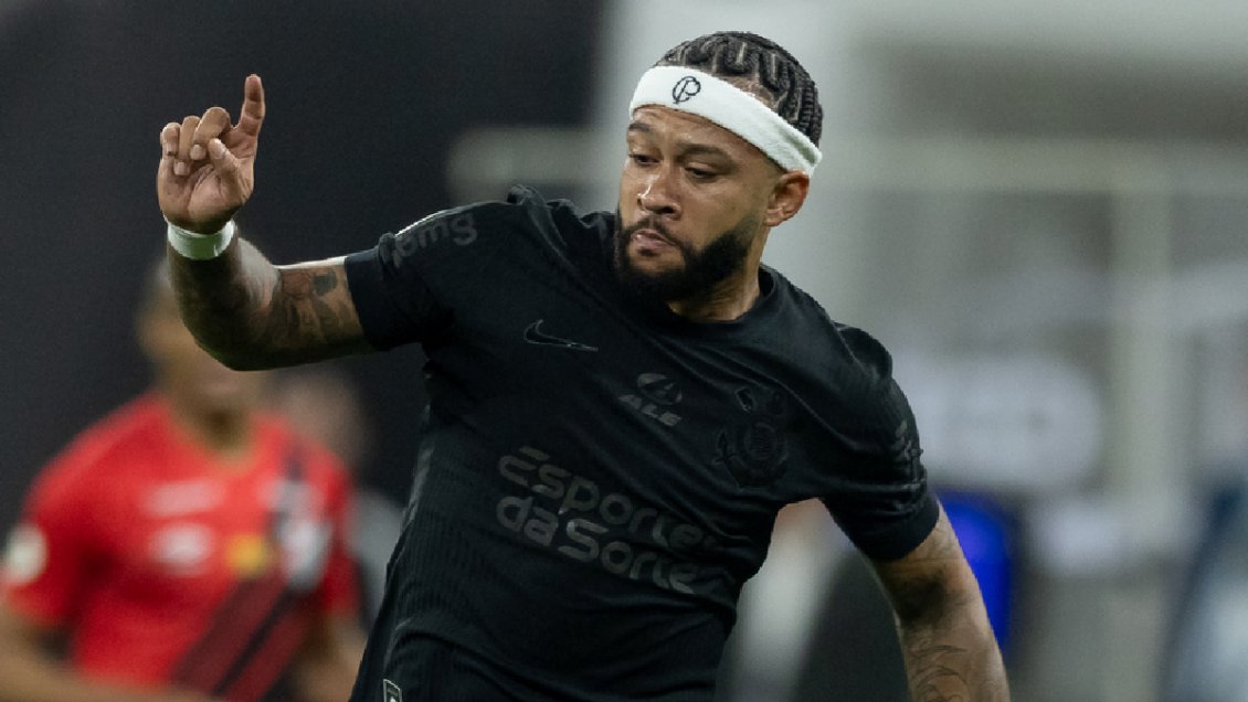 Corinthians no le renovará contrato a Memphis Depay