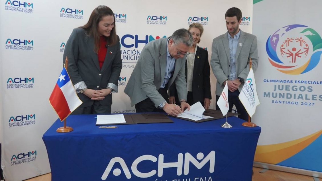 Municipios sellaron alianza para llevar el legado inclusivo de Santiago 2027 a todo Chile