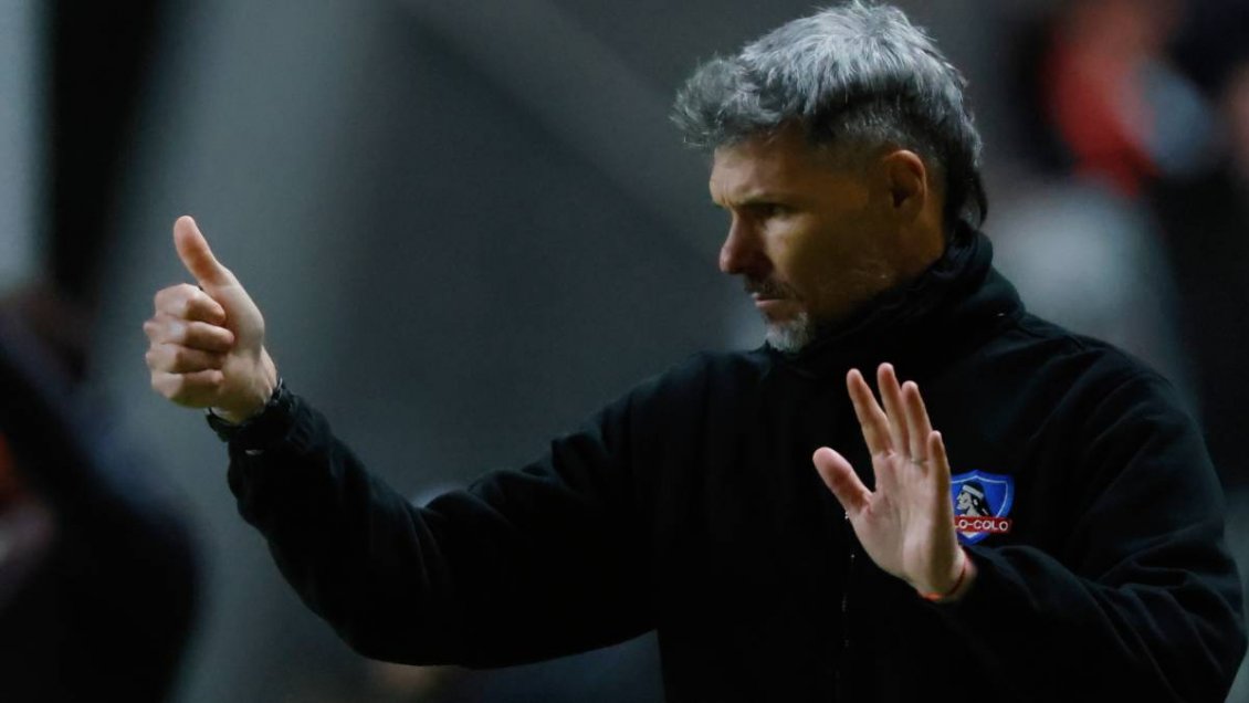 Fernando Ortiz abrió la puerta a la opción de Bruno Barticciotto en Colo Colo