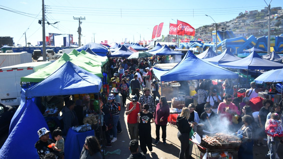 Acotada y solidaria: Coquimbo decidió celebrar 