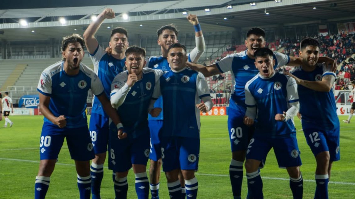 Santa Cruz cosechó puntos de oro ante Curicó Unido en el Ascenso