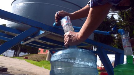 Corte no programado de agua golpea a más del 40% de Antofagasta tras el paso de sistema frontal