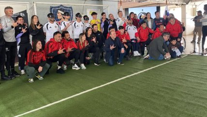   Colo Colo presentó equipo de Fútbol para Ciegos y Vozinha pateó penales 