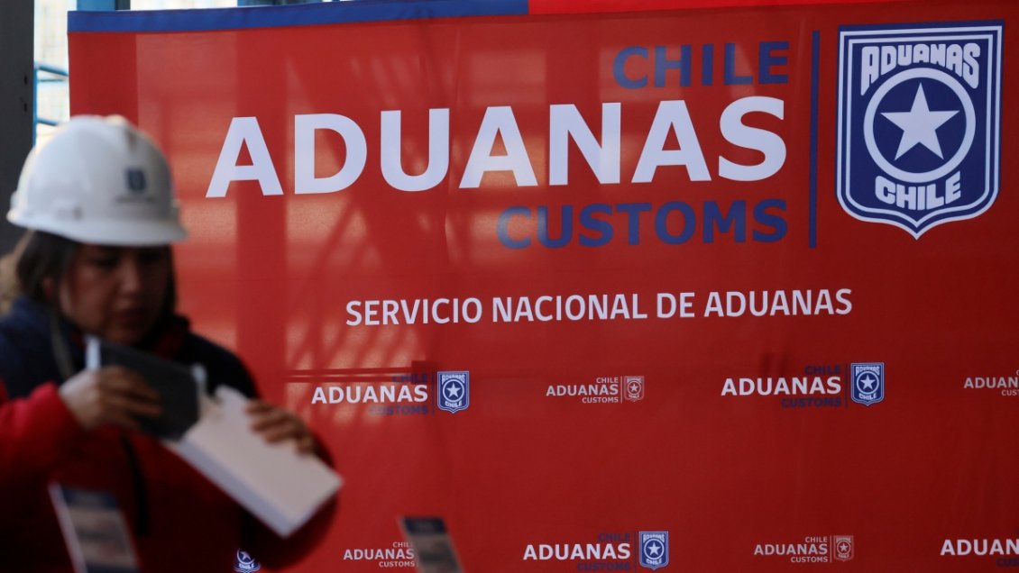 Experto pide justificar posible ingreso de policías en áreas de control aduanero