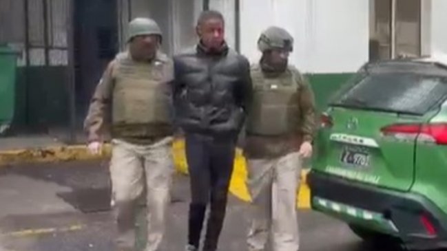 Detienen en Quinta Normal a "Motosierra", narcomilitar colombiano buscado por Interpol