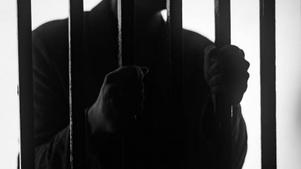 Gobierno ingresó reforma constitucional que limita derechos y prestaciones para criminales