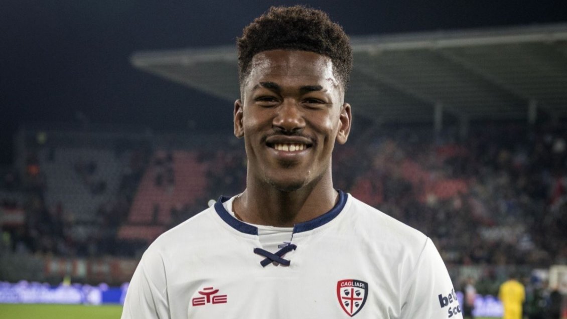 Futbolista de Cagliari está en coma inducido tras sufrir grave accidente en una piscina