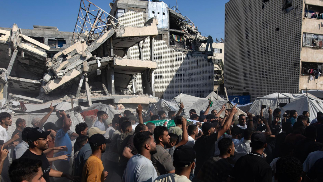 Siete muertos, entre ellos un niño, tras bombardeo de Israel a cafetería en Gaza
