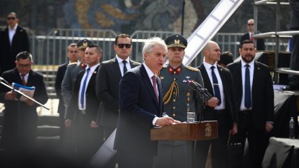 Kast tras acusaciones de ímpetu autoritario: 