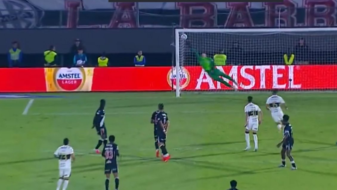[VIDEO] ¡Al ángulo! Esteban Matus deslumbró con golazo para Olimpia ante Vasco da Gama