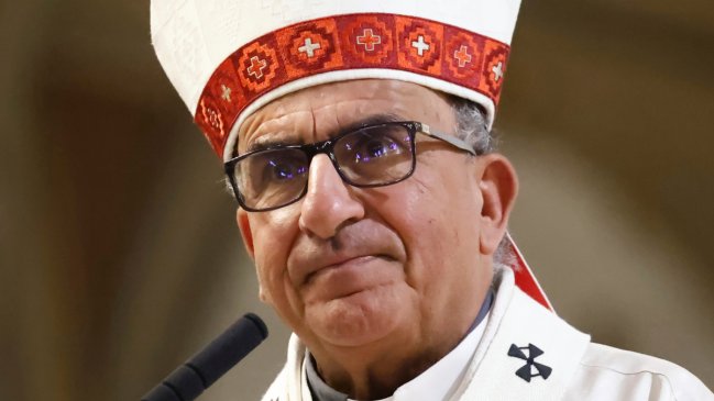 Cardenal Chomali instó al empresariado a avanzar en mejores salarios y equidad laboral