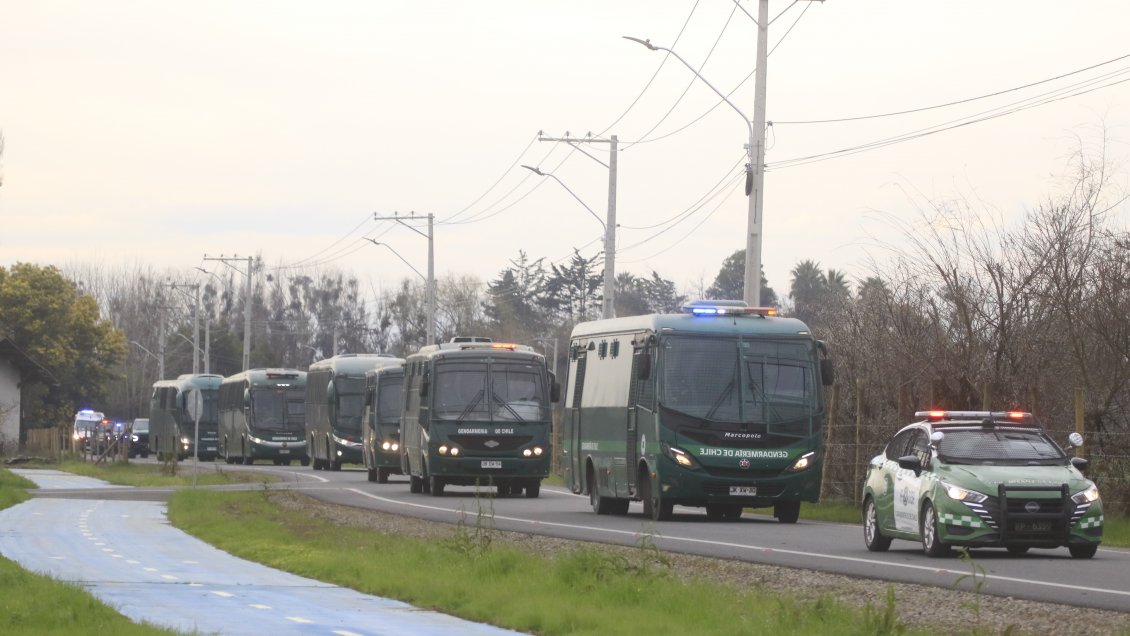 Gendarmería trasladó a 200 reos al penal de Talca: Ocupación del recinto llegó a 83%