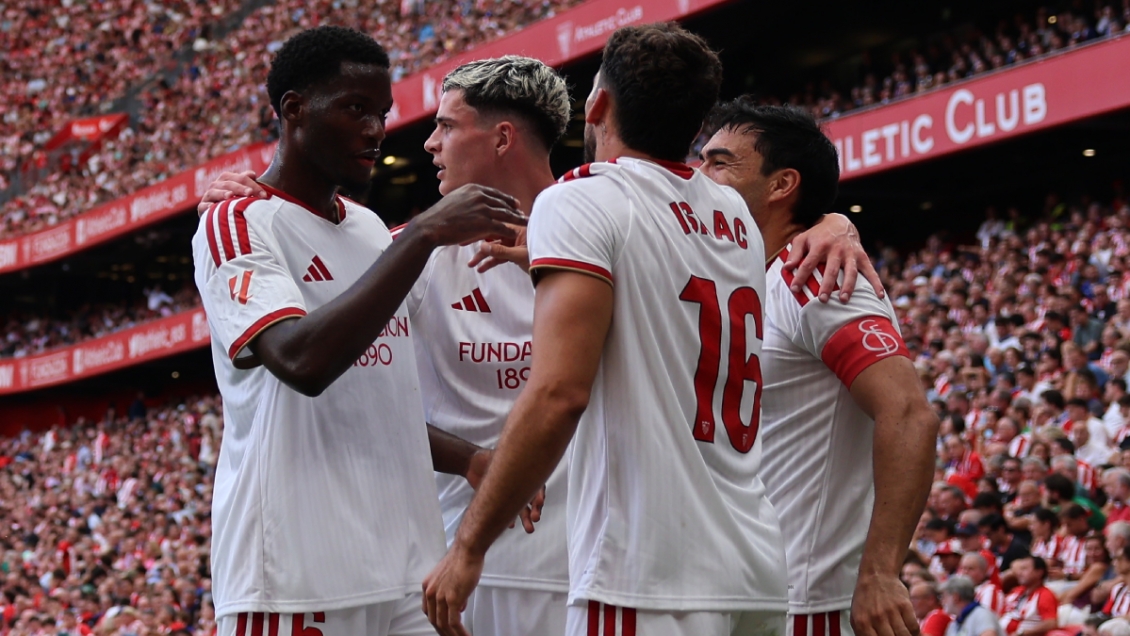 El Sevilla de Suazo ratificó su buen inicio en La Liga con triunfo sobre Athletic Club