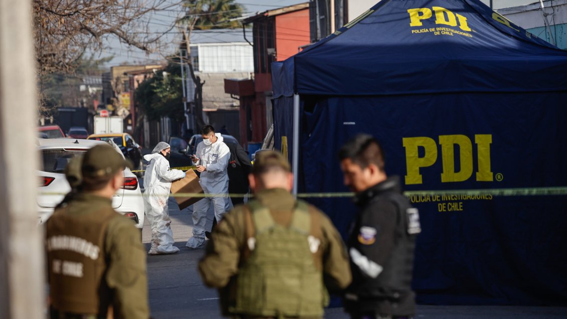Asesinato en Conchalí: hombre recibió cerca de 20 disparos en la vía pública