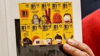 Correos de Chile lanzó postales y estampillas de personajes de 